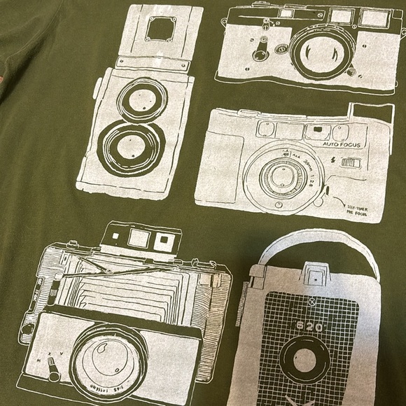 American Apparel tshirt, vintage camera screen print art,  large, photography - Picture 3 of 3